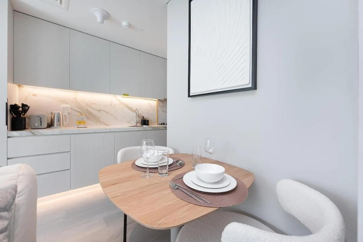 Daire Pristine Studio With Spectacular View In Dubai Marina Birleşik Arap Emirlikleri