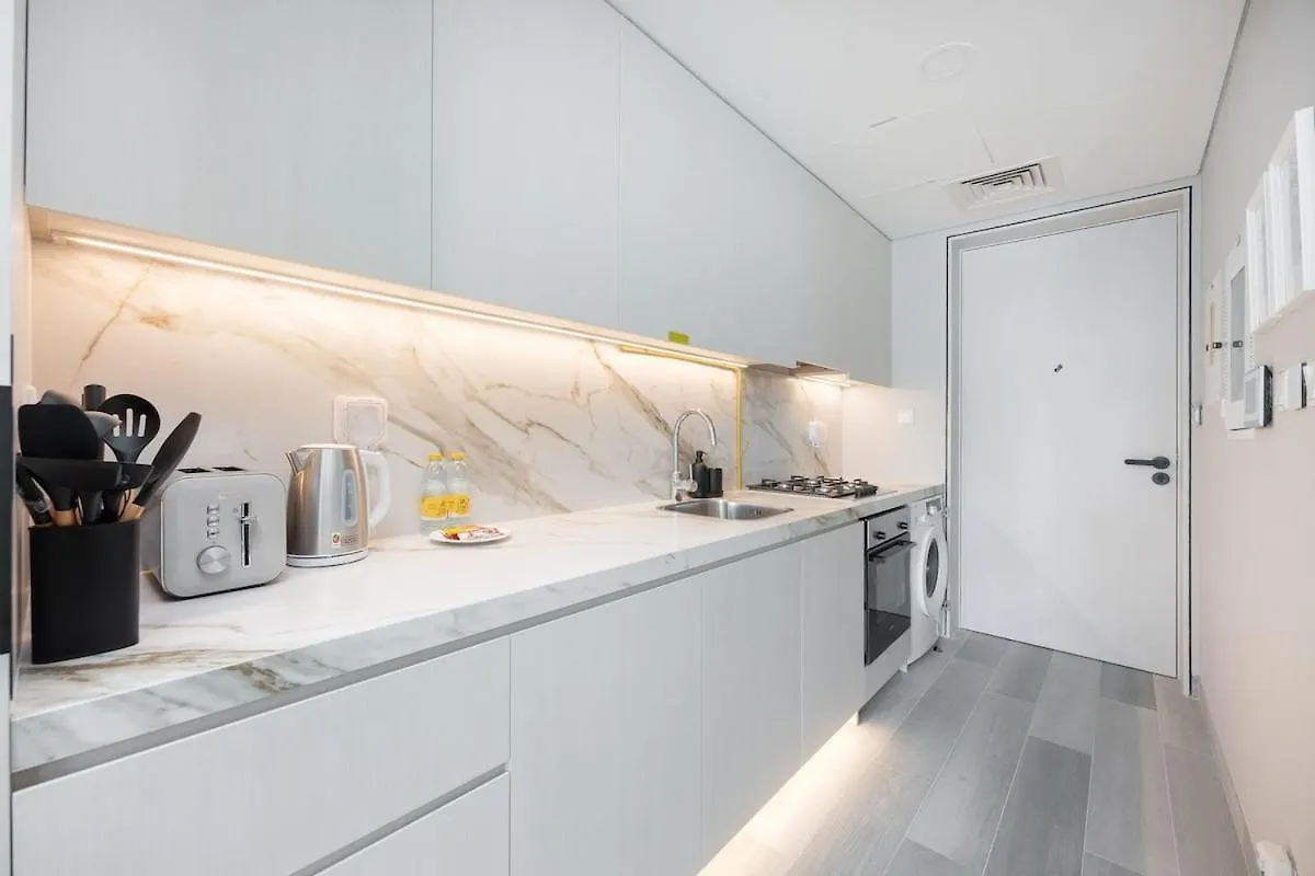 Pristine Studio With Spectacular View In Dubai Marina